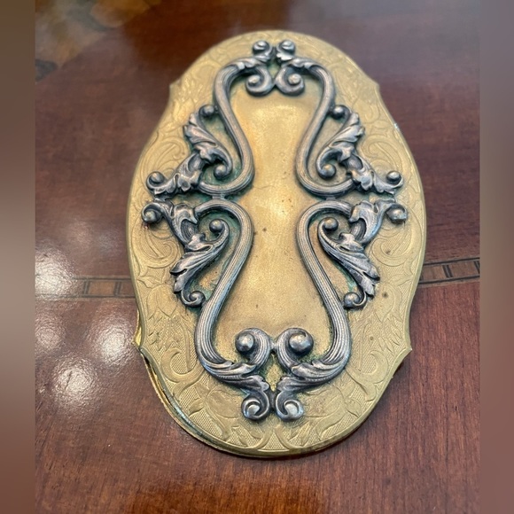 Antique Brass Paper Mail Desk Clip, Scroll, Victorian, Floral, Engraved, Ornate - Picture 1 of 5